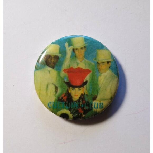 Boy George Culture Club Pin Badge Button Pinback 1980s Vintage Retro Band Shot - Picture 1 of 1